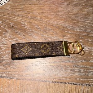 Fake Louis keychain